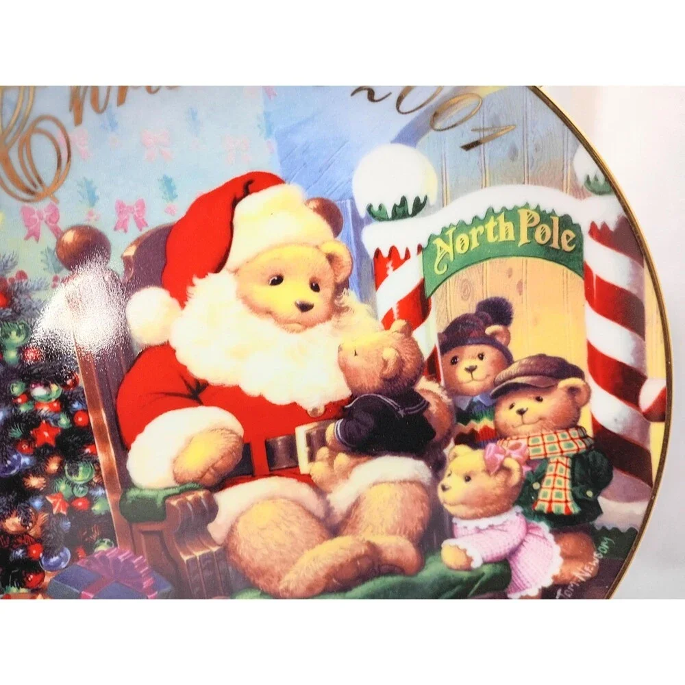 A Visit with Santa 2001 Avon Christmas Plate